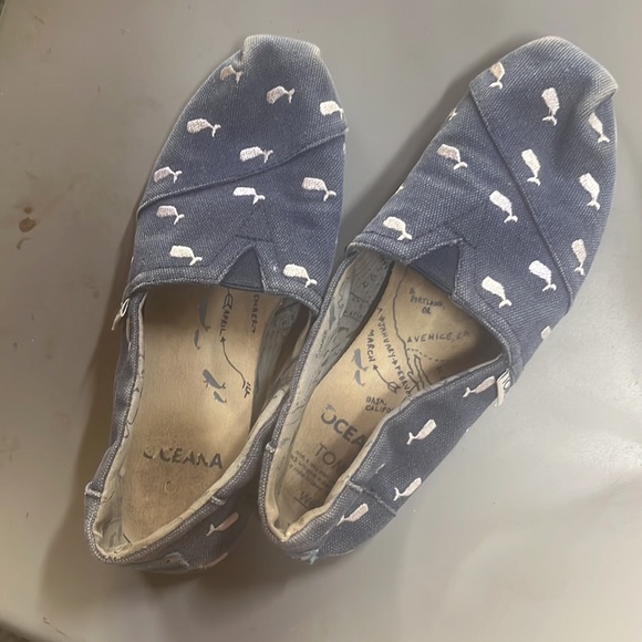 Tom’s - Picture 2 of 4